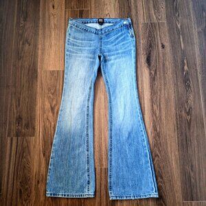 💙 BDG Flare Low Rise Denim Jeans Size 28 Y2K 2000s Western Coastal Cowgirl